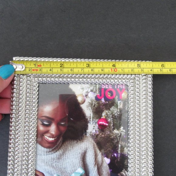 Concepts in Time For Picture Size 4" x 6" Silver Tone Metal Picture Frame - Picture 7 of 9